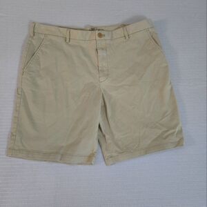 Izod Saltwater Stretch Shorts Tan 38x9.5 Flat Front Casual Chino Nice